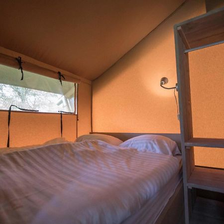 Glamping Renswoude Hotel Exterior photo