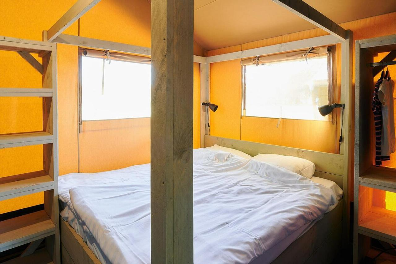 Glamping Renswoude Hotel Exterior photo