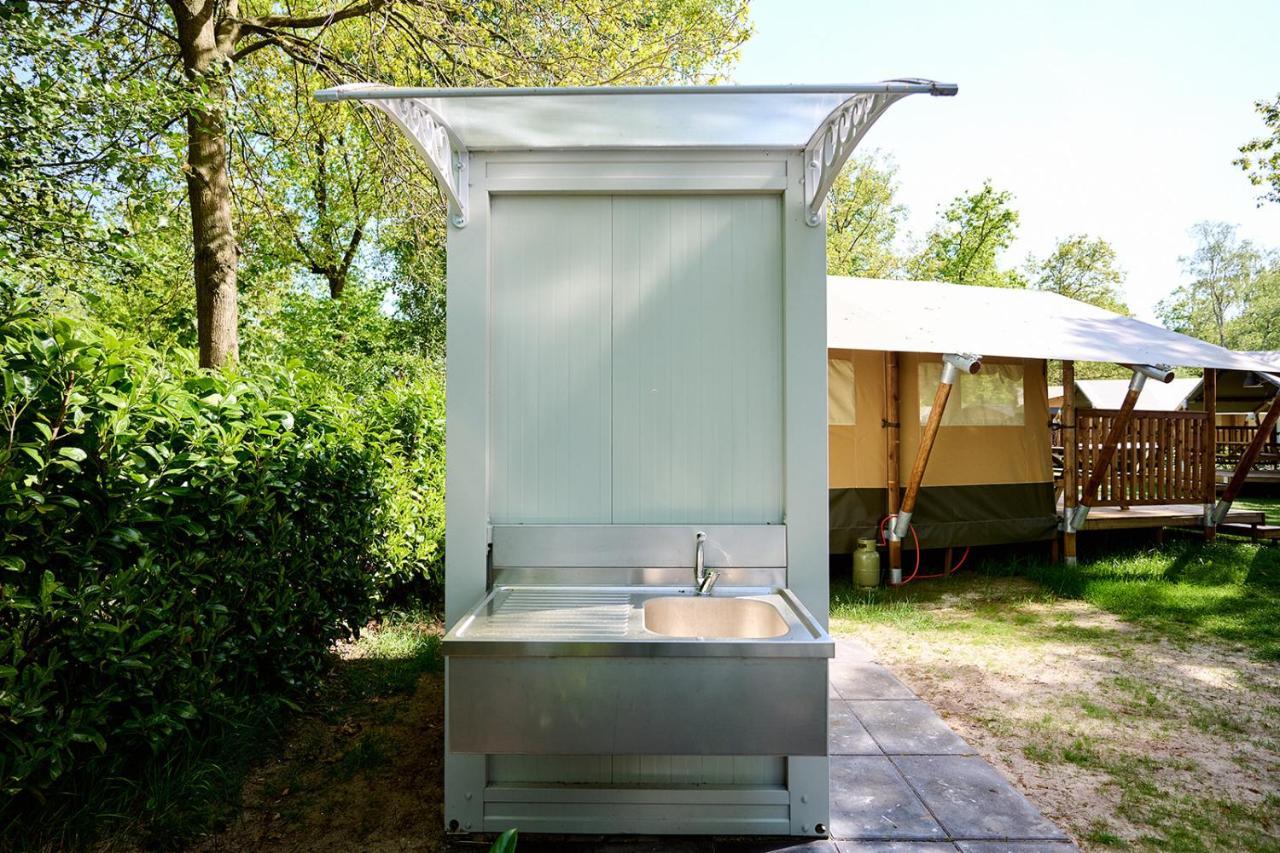 Glamping Renswoude Hotel Exterior photo